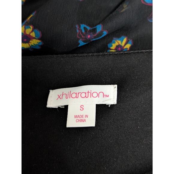 Xhilaration Sheer Floral Top Surplice Wrap Cropped Ruffled Blouse Small - Picture 5 of 6